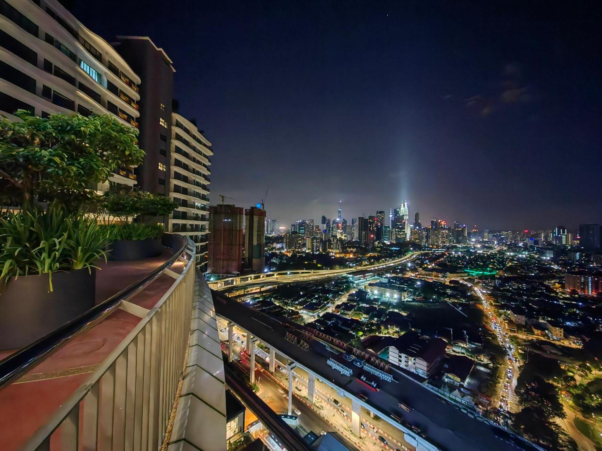 Datum Jelatek Sky Residence Klcc Skyring Linked To Lrt And Mall Ampang  Dış mekan fotoğraf