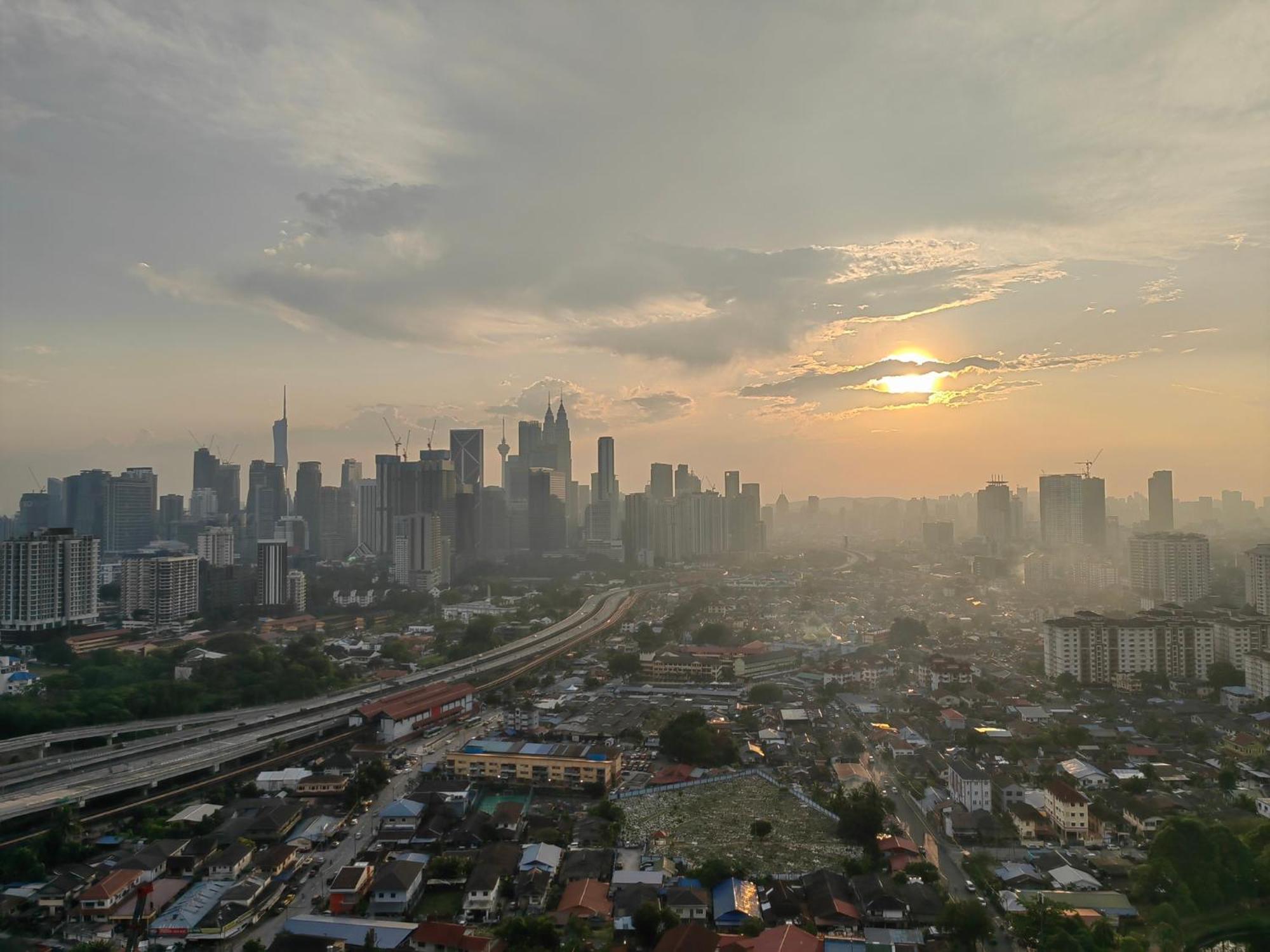 Datum Jelatek Sky Residence Klcc Skyring Linked To Lrt And Mall Ampang  Dış mekan fotoğraf